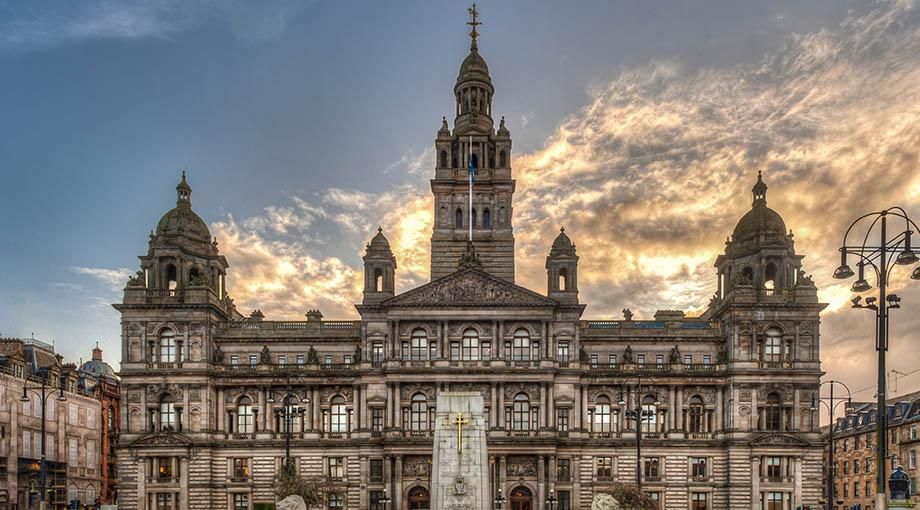 The facade of Glasgow City Chambers